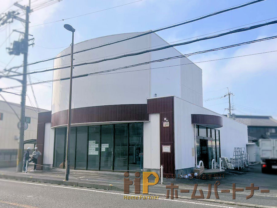 施工前の店舗営業所