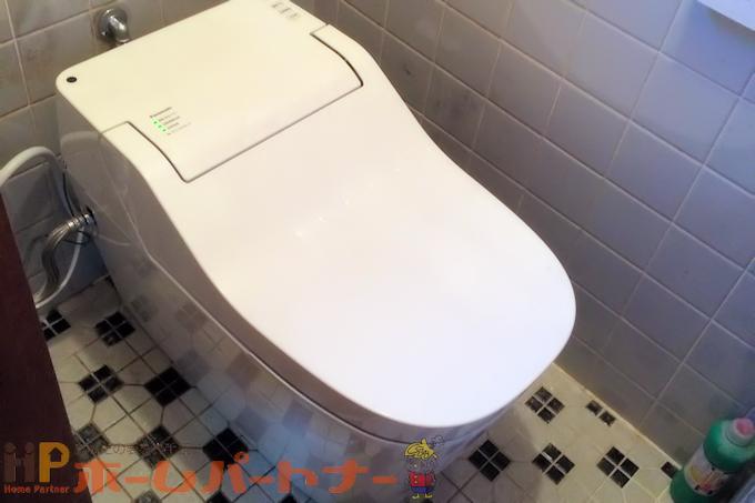 戸建て　東大阪市吉松　Ｆ様邸　Panasonic　アラウーノSⅡトイレリフォーム施工例と給湯器取替・手すり取付